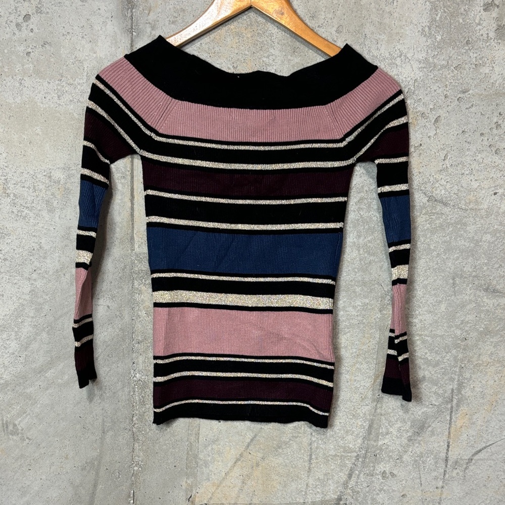 Cupcakes and Cashmere Nadria Sweater - Picture 3 of 8